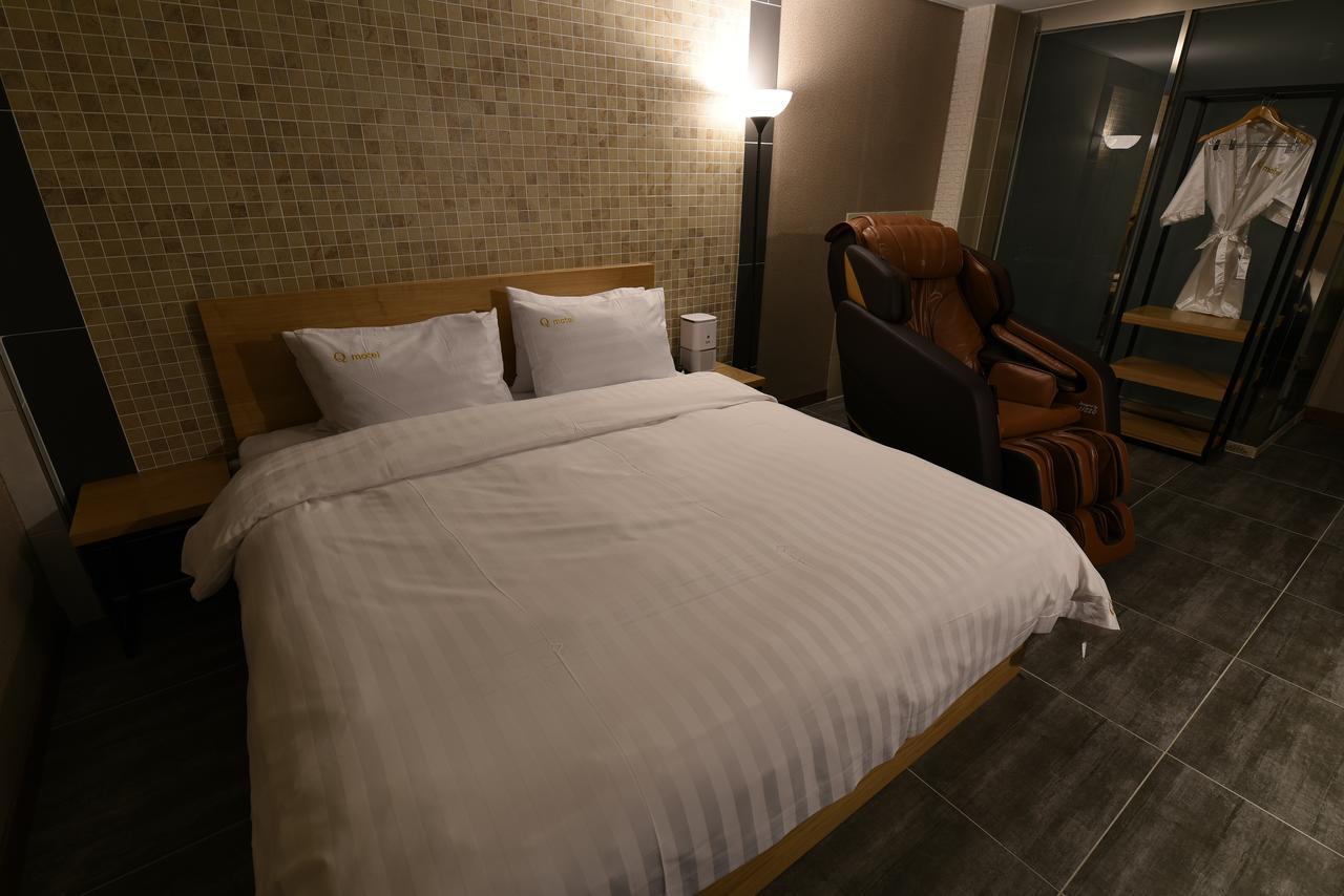 Jecheon Q Motel Екстер'єр фото
