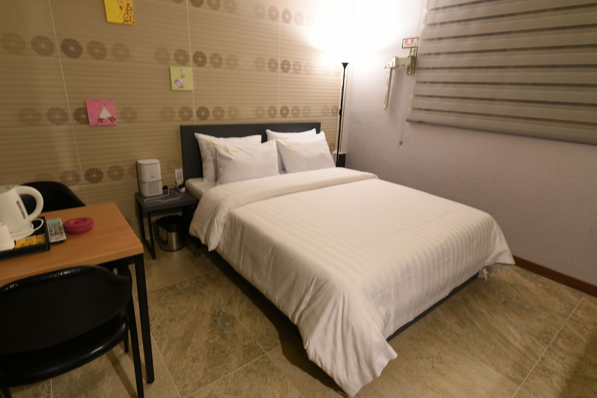 Jecheon Q Motel Екстер'єр фото